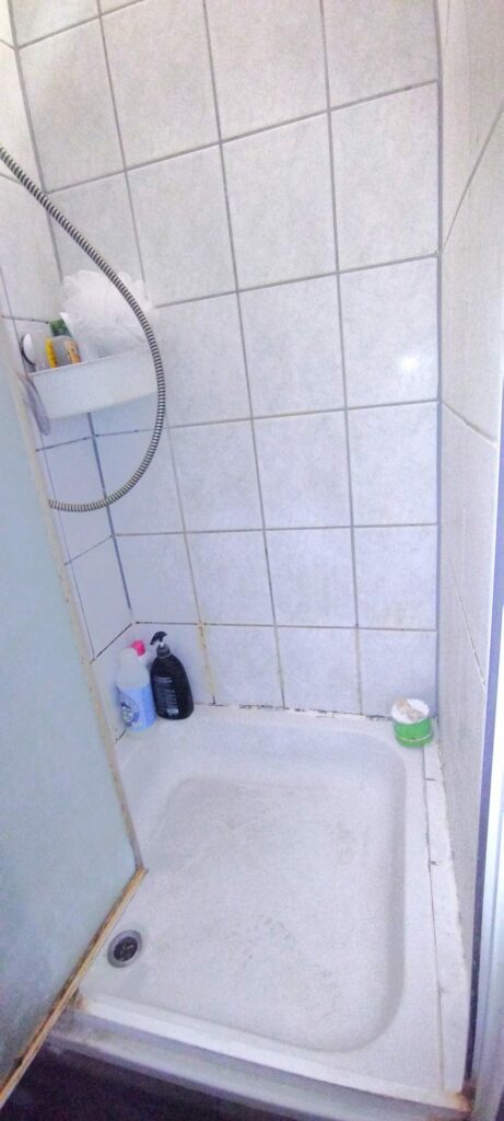 Douche du 2ème étages